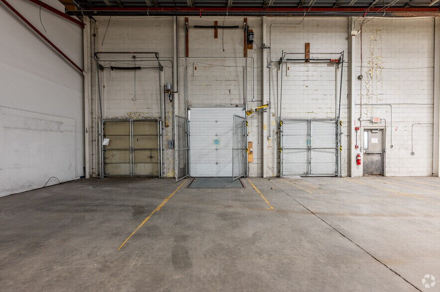 More Photos Of 1810 S Lynhurst Dr, Indianapolis Unknown For Lease