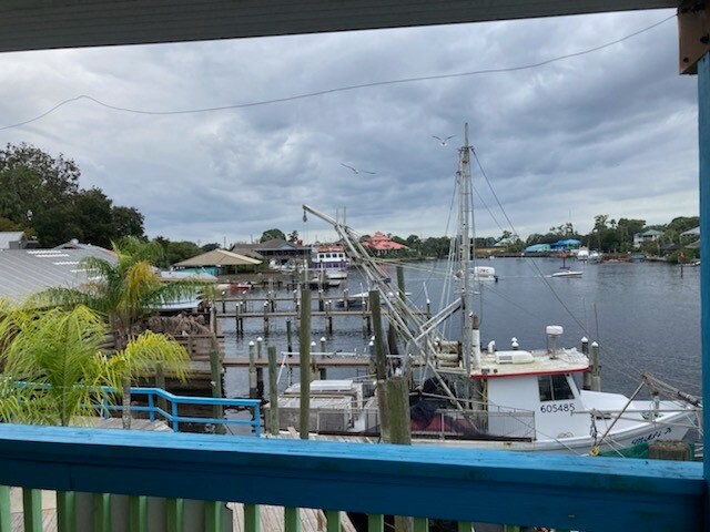 More Photos Of TREADWAY DR near US 19 Corridor Tampa msa, Port Richey Restaurant For Sale