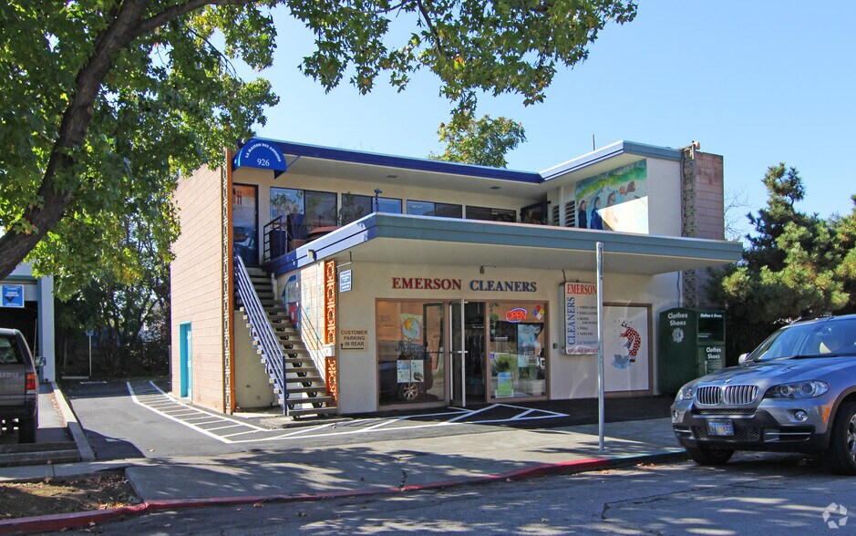 Primary Photo Of 926 Emerson St, Palo Alto Freestanding For Lease