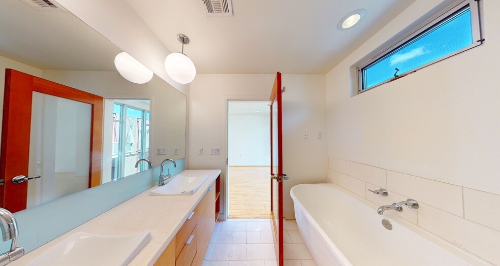 More Photos Of 3450 Cahuenga Blvd W, Los Angeles Office Residential For Lease
