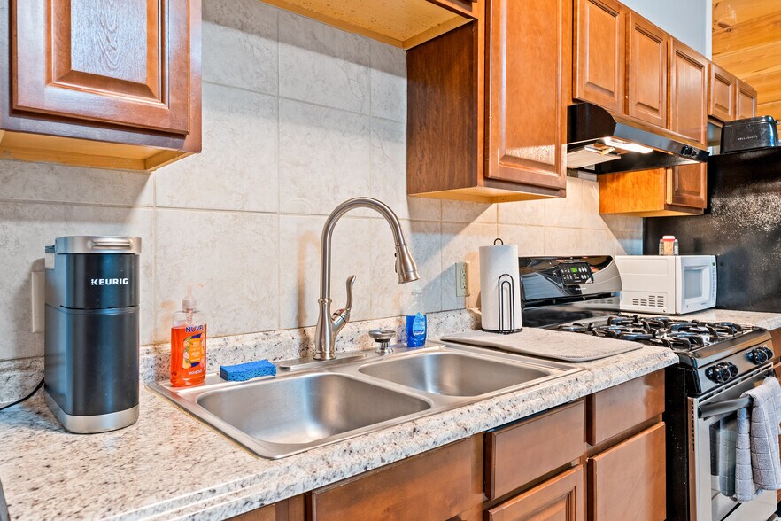 More Photos Of 21 Main St, Binghamton Restaurant For Sale