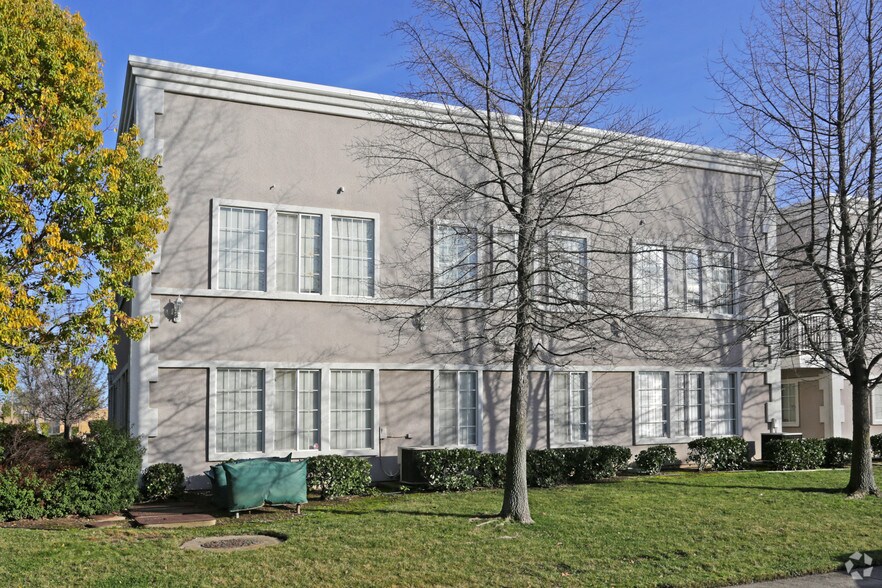 More Photos Of 2003 Opportunity Dr, Roseville Office For Sale