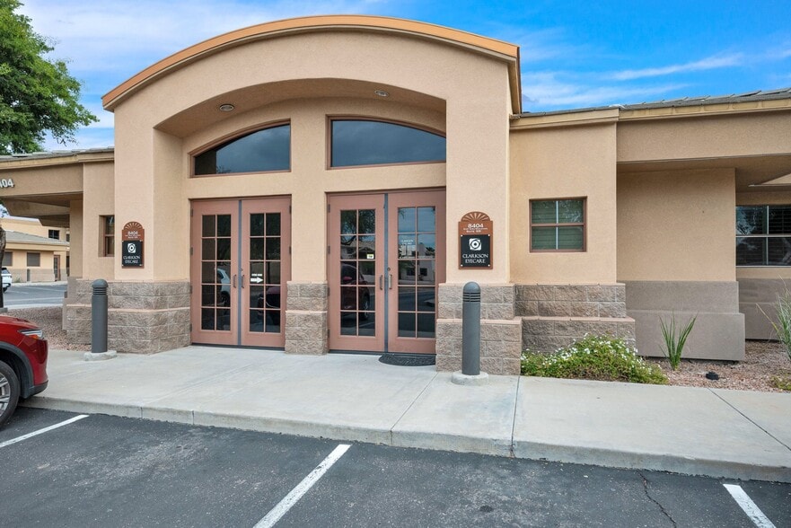 Primary Photo Of 8404 E Shea Blvd, Scottsdale Medical For Lease
