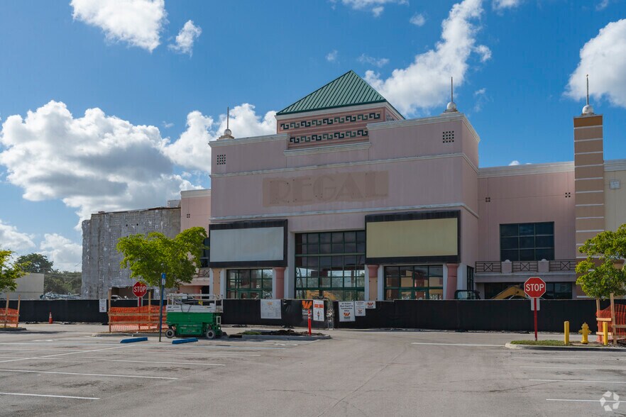 More Photos Of 6301-6501 N Andrews Ave, Fort Lauderdale General Retail For Lease