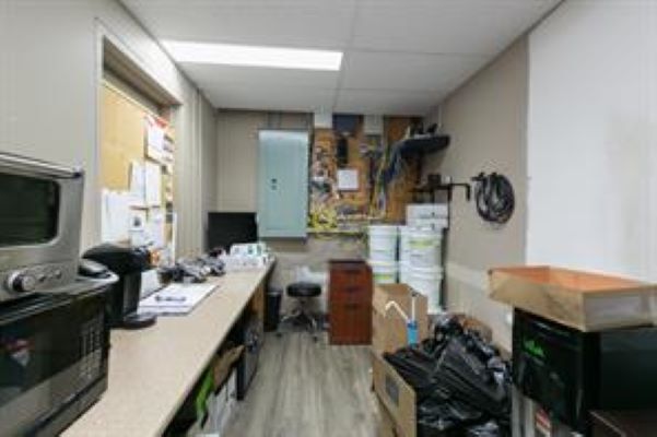 More Photos Of 5430 17th Ave SE, Calgary Apartments For Lease