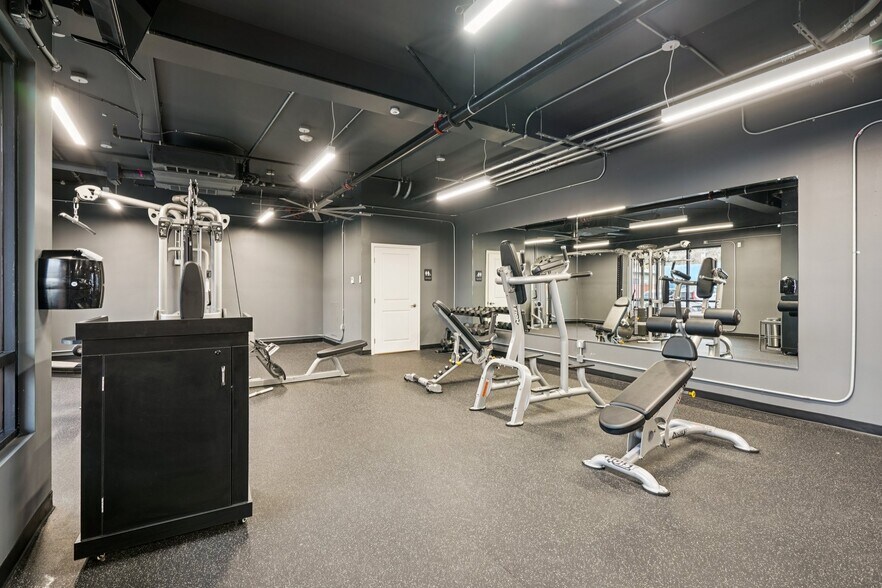 More Photos Of 2938 Allesandro St, Los Angeles Apartments For Lease