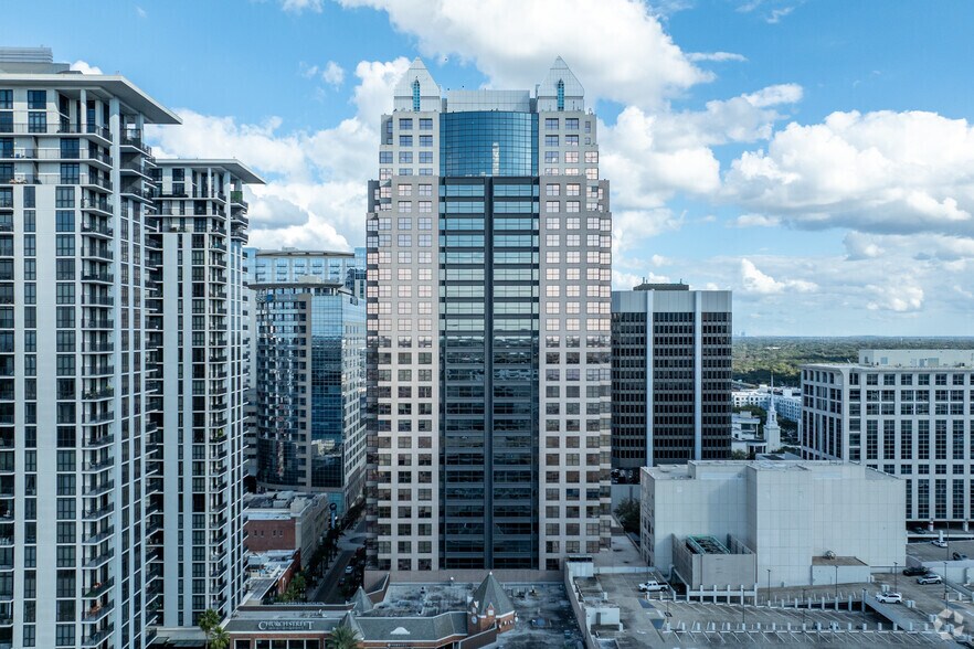 More Photos Of 200 S Orange Ave, Orlando Office For Lease