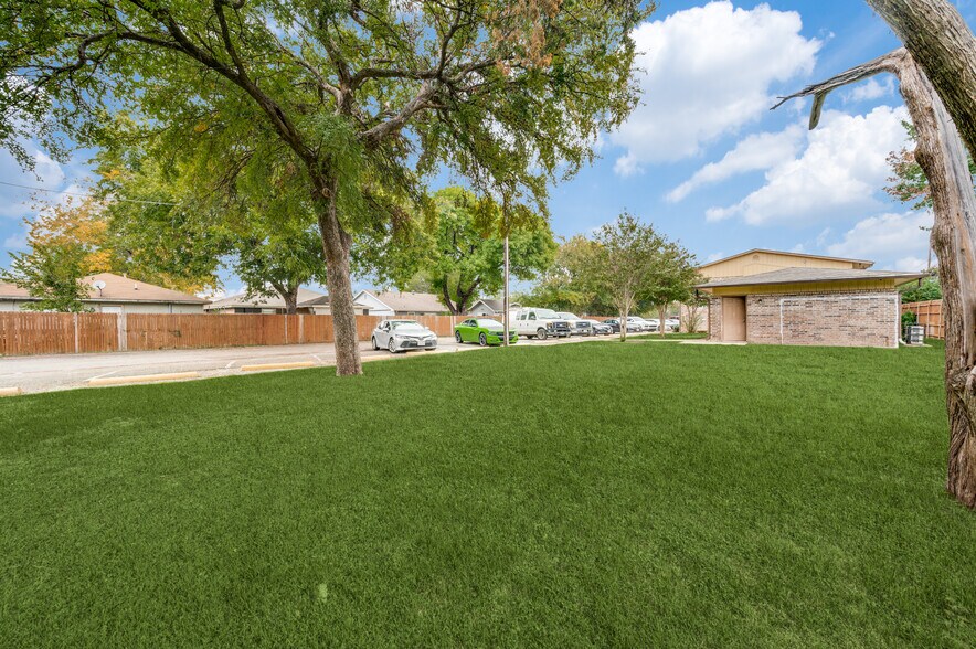 More Photos Of 1221 N Britain Rd, Irving Multifamily For Sale