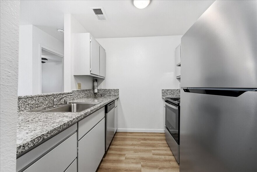 More Photos Of 3337 La Canada Dr, Cameron Park Apartments For Sale