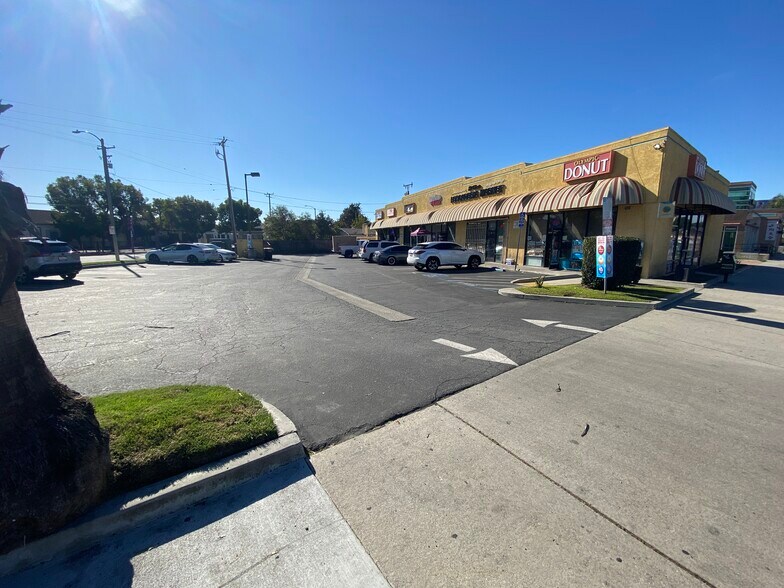 More Photos Of 2859 Mountain View Rd, El Monte General Retail For Lease