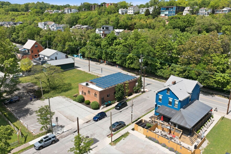 More Photos Of 3251 Riverside Dr, Cincinnati Loft Creative Space For Lease