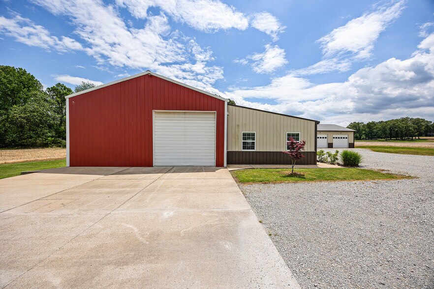 Primary Photo Of 692 Boone Ln, Jackson Light Distribution For Sale