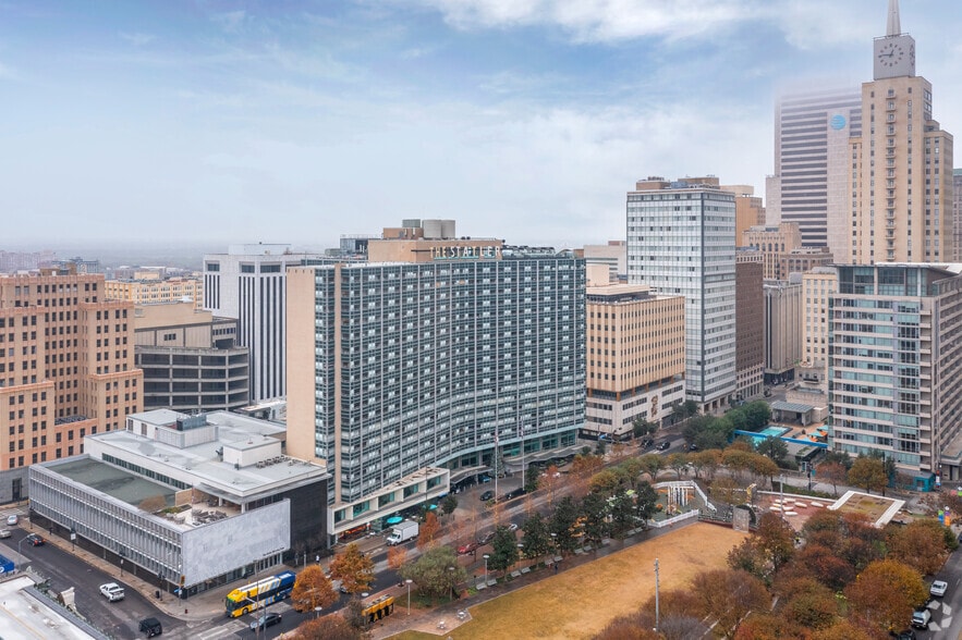 More Photos Of 1914 Commerce St, Dallas Hotel For Lease