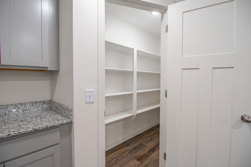 More Photos Of 384 W 650 N, Payson Apartments For Sale