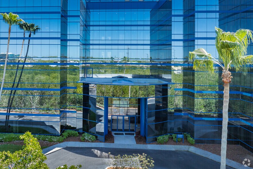 More Photos Of 17755 US Highway 19, Clearwater Unknown For Lease