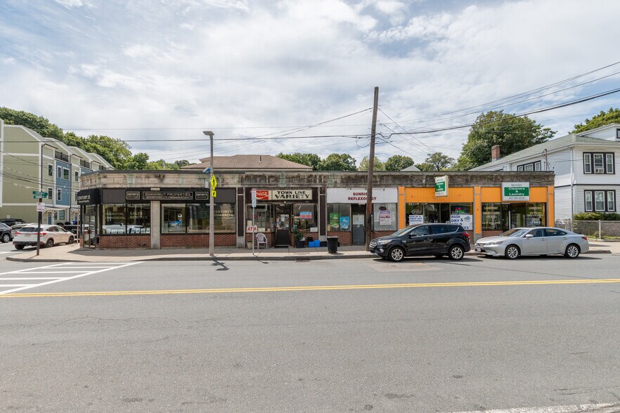 More Photos Of 144 Tremont St, Boston Storefront For Sale