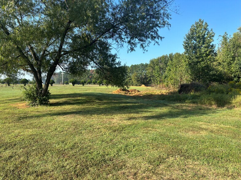 More Photos Of 2500 S Knoxville Ave, Russellville Land For Sale