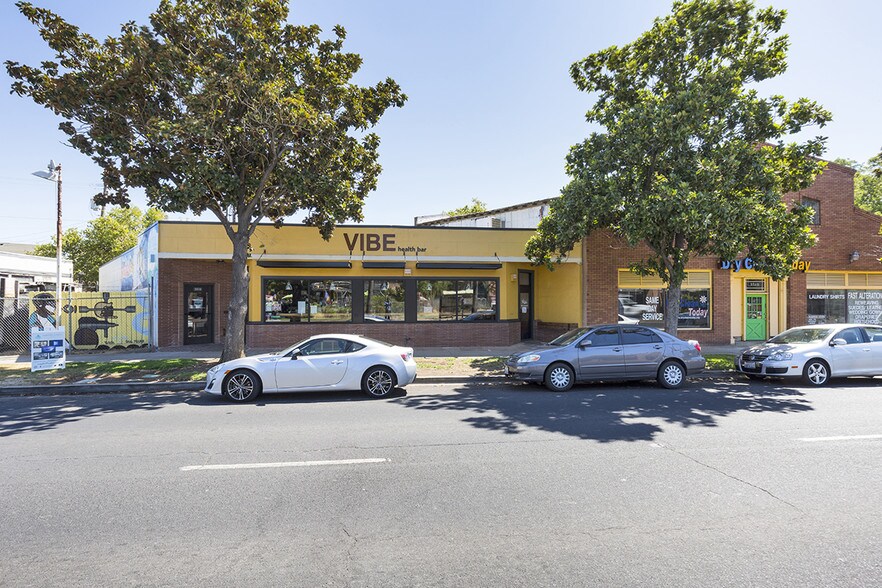 More Photos Of 3513-3515 Broadway, Sacramento Storefront For Lease
