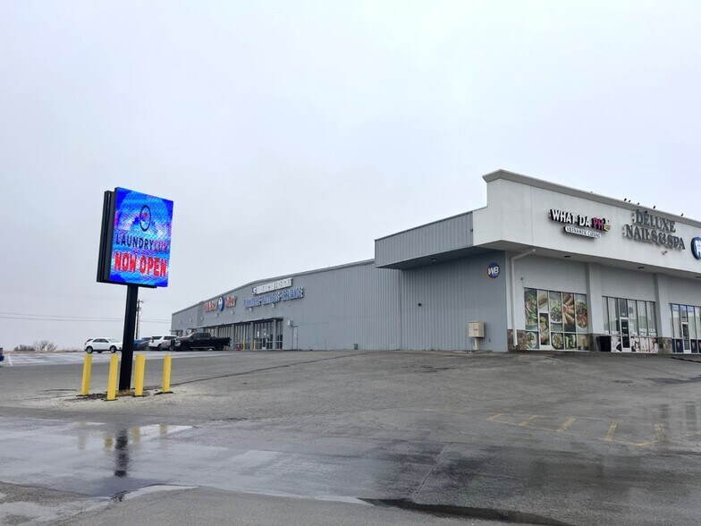 More Photos Of 3315 Sherwood Way, San Angelo Freestanding For Lease