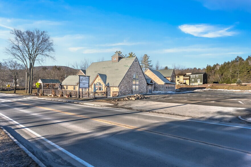More Photos Of 6254 Main St, Tannersville Restaurant For Sale