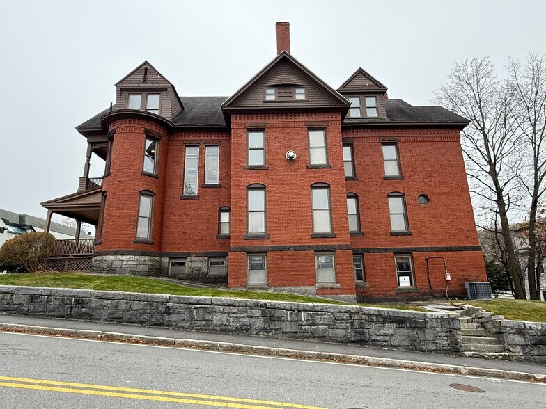 More Photos Of 25 Harvard St, Worcester Office For Lease