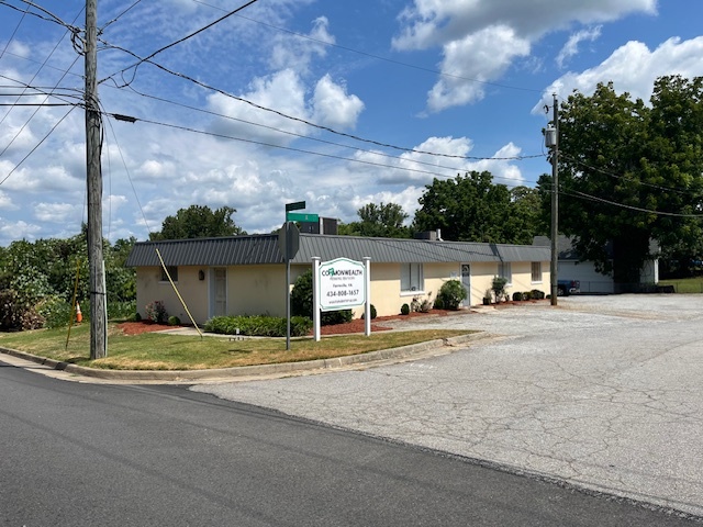 Primary Photo Of 201 A St, Farmville Medical For Sale