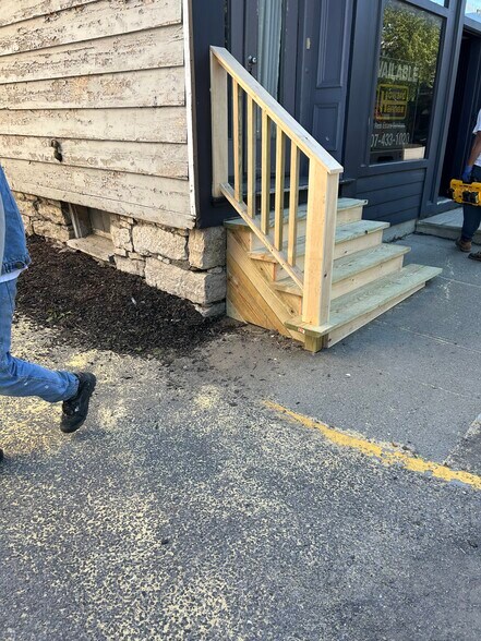 More Photos Of 12 Park Pl, Hudson Storefront Retail Residential For Sale