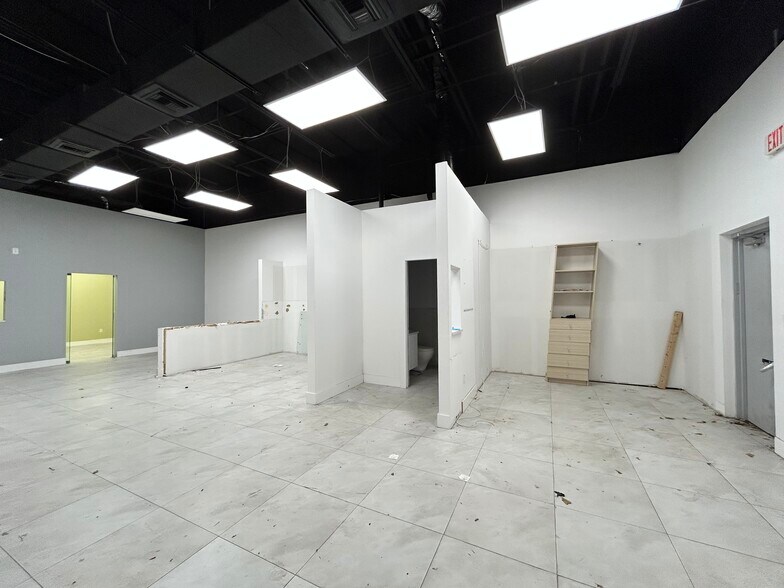 More Photos Of 5410 NW 12th Ave, Fort Lauderdale Warehouse For Sale