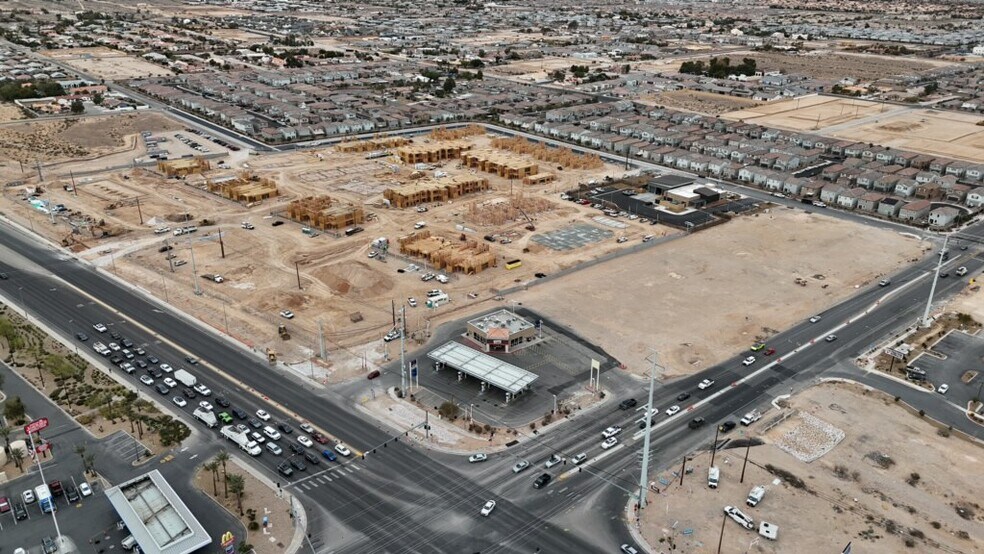 More Photos Of Rainbow & Blue Diamond, Las Vegas Unknown For Lease