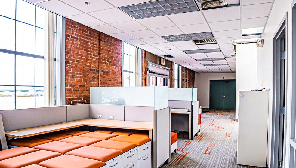 More Photos Of 465 Medford St, Charlestown Office For Lease