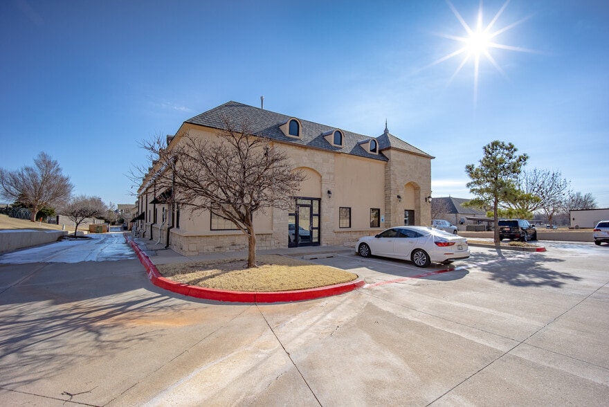 More Photos Of 5101 Gaillardia Corporate Pl, Oklahoma City Medical For Sale