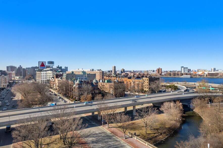 More Photos Of 400 Commonwealth Ave, Boston Medical For Sale