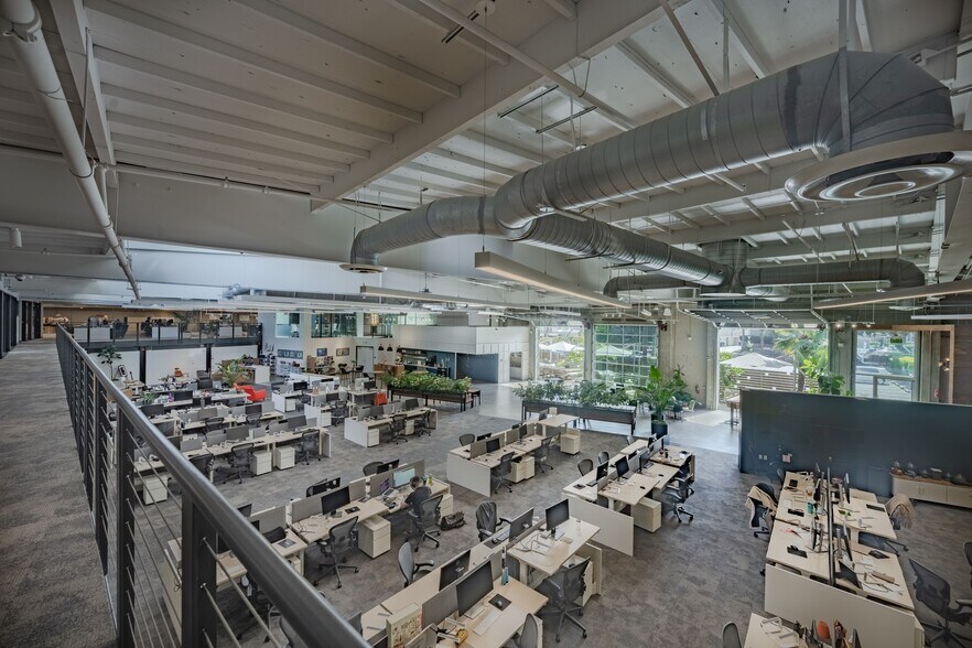 More Photos Of 13335 Maxella Ave, Marina Del Rey Loft Creative Space For Lease