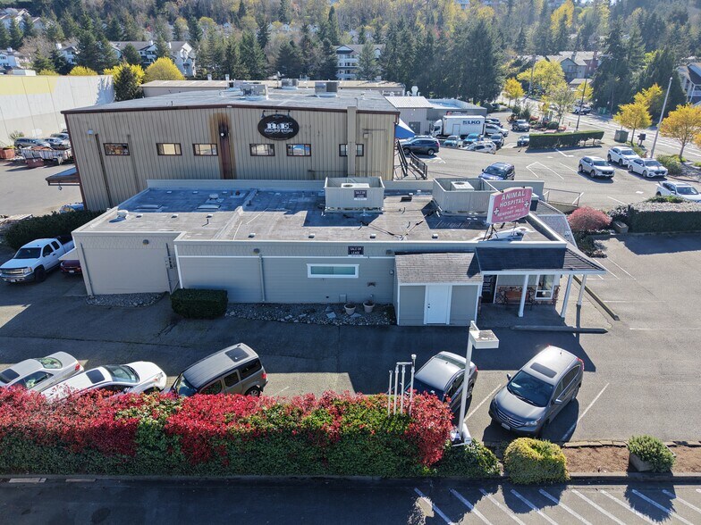 More Photos Of 13018 Newcastle Way, Newcastle Veterinarian Kennel For Lease