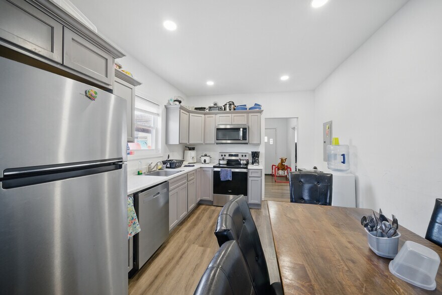 More Photos Of 203 E Blackwell St, Dover Multifamily For Sale