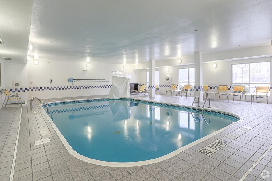 More Photos Of 3930 Stahl Dr SE, Grand Rapids Hotel For Sale