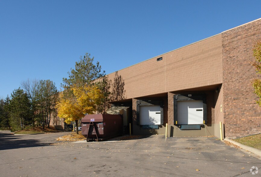 More Photos Of 7585 Equitable Dr, Eden Prairie Distribution For Lease