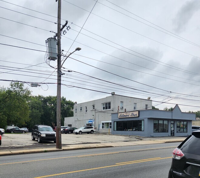 More Photos Of 45 S Macdade Blvd, Glenolden Auto Dealership For Lease
