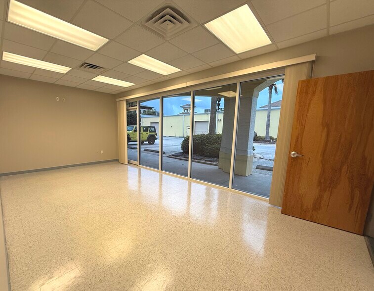 More Photos Of 1435 N US Highway 1, Ormond Beach Medical For Lease