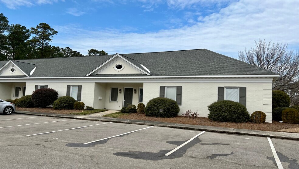 Primary Photo Of 704 Cromwell Dr, Greenville Office For Lease