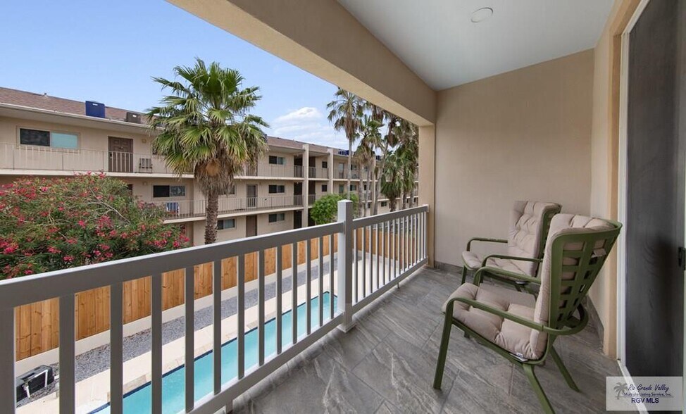 More Photos Of 116 E Cora Lee Dr, South Padre Island Apartments For Sale