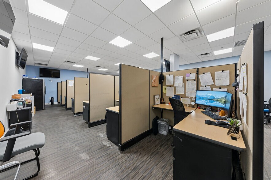 More Photos Of 1590 S Congress Ave, West Palm Beach Medical For Sale