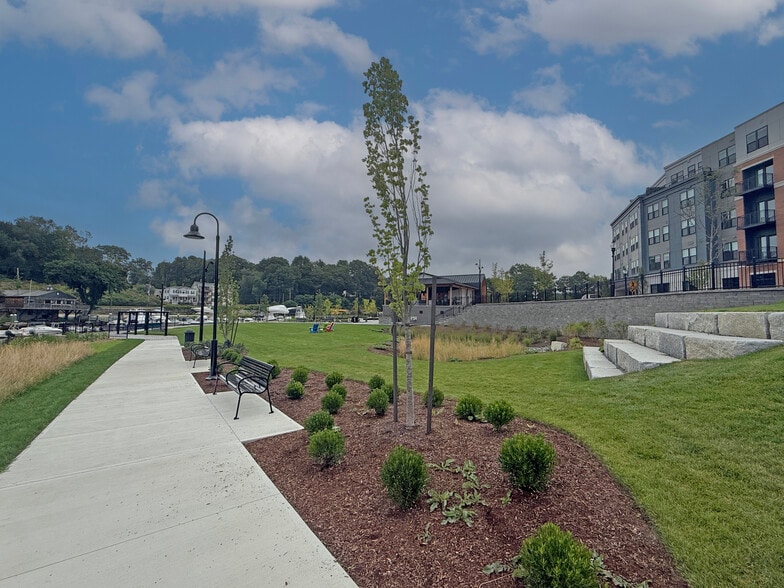 More Photos Of 9 River St, Dover Apartments For Lease