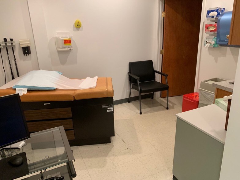 More Photos Of 166 E 4th St, Dunkirk Medical For Lease