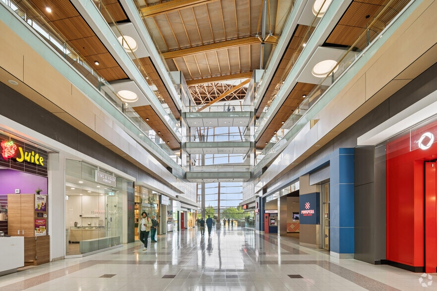 More Photos Of 10153 King George Blvd, Surrey Unknown For Lease