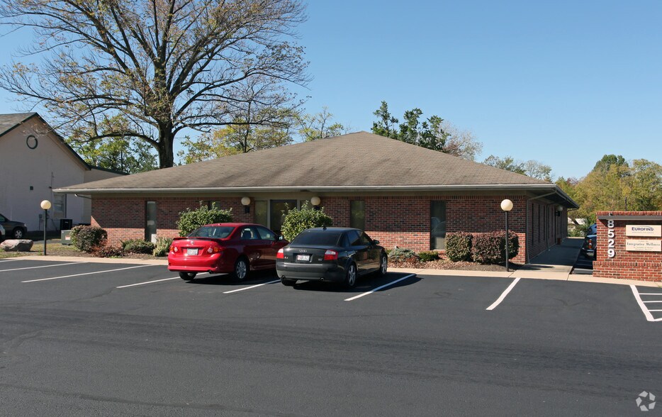 Primary Photo Of 8529 N Dixie Dr, Dayton Medical For Lease