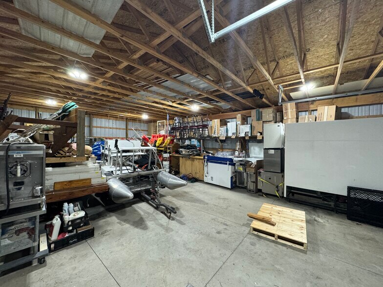 More Photos Of 482 N Sage Lake Rd, Hale Freestanding For Sale