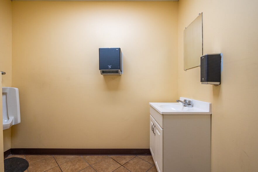 More Photos Of 3380 Successful Way, Dayton Office For Sale