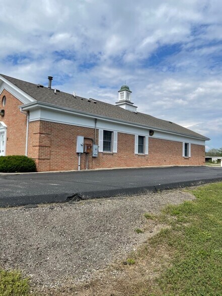 More Photos Of 2555 Creekwood Ct, Springfield Medical For Sale