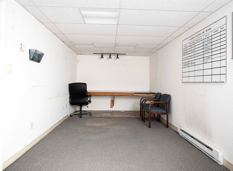 More Photos Of 1379 W Jarrettsville Rd, Forest Hill Office For Sale